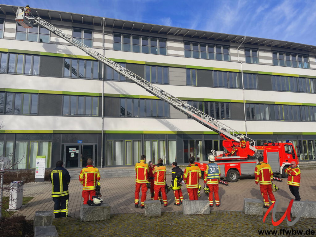 Drehleiter-Maschinisten-Lehrgang bei der Feuerwehr Bad Wörishofen